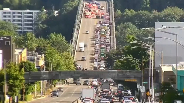 aurora bridge crash